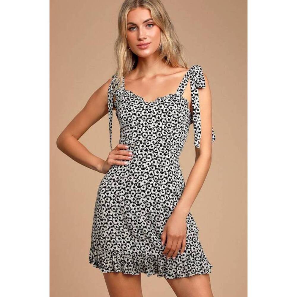 Lulus Zaharia Black And White Floral Print Mini Dress